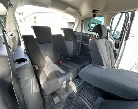 Сірий Мазда 5, об'ємом двигуна 1.6 л та пробігом 218 тис. км за 7777 $, фото 8 на Automoto.ua