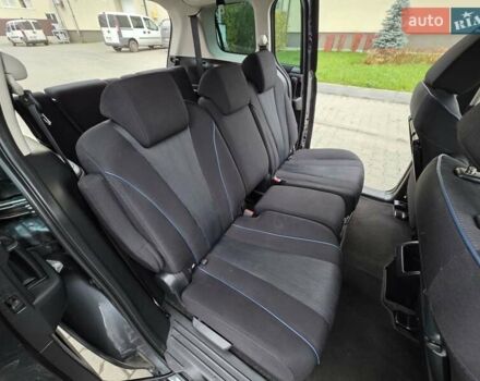 Серый Мазда 5, объемом двигателя 2 л и пробегом 280 тыс. км за 6650 $, фото 30 на Automoto.ua