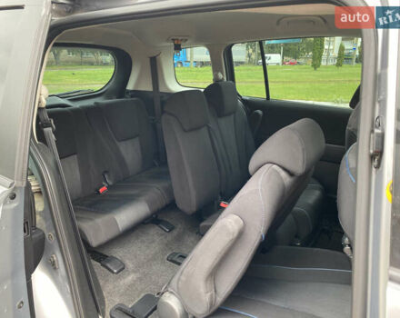 Сірий Мазда 5, об'ємом двигуна 1.6 л та пробігом 244 тис. км за 7100 $, фото 9 на Automoto.ua