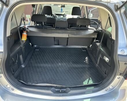 Сірий Мазда 5, об'ємом двигуна 1.6 л та пробігом 218 тис. км за 7777 $, фото 9 на Automoto.ua