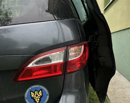 Сірий Мазда 5, об'ємом двигуна 1.56 л та пробігом 259 тис. км за 8500 $, фото 11 на Automoto.ua
