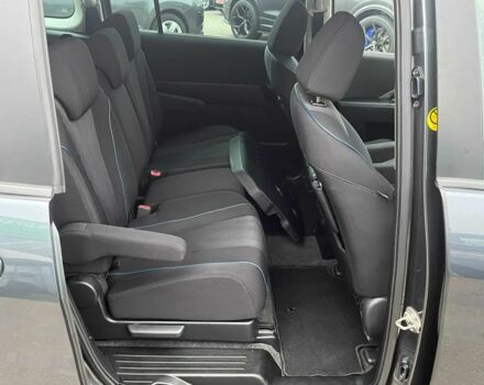 Сірий Мазда 5, об'ємом двигуна 2 л та пробігом 258 тис. км за 10999 $, фото 17 на Automoto.ua