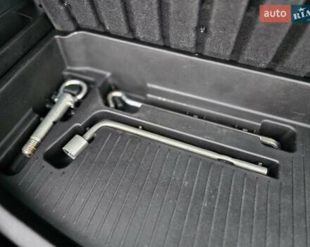 Серый Мазда 5, объемом двигателя 2 л и пробегом 280 тыс. км за 6650 $, фото 50 на Automoto.ua