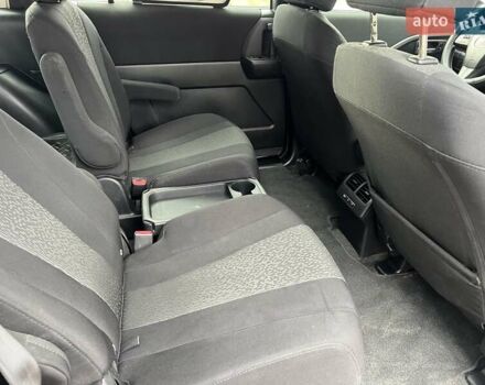 Серый Мазда 5, объемом двигателя 2.5 л и пробегом 170 тыс. км за 7800 $, фото 12 на Automoto.ua