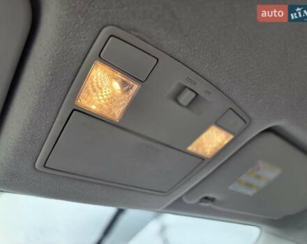 Серый Мазда 5, объемом двигателя 2 л и пробегом 280 тыс. км за 6650 $, фото 45 на Automoto.ua