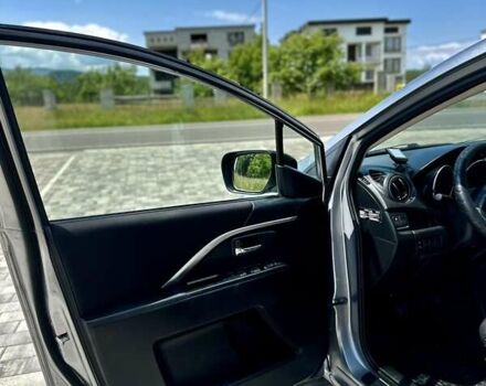 Серый Мазда 5, объемом двигателя 1.6 л и пробегом 255 тыс. км за 6700 $, фото 7 на Automoto.ua