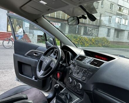 Серый Мазда 5, объемом двигателя 1.6 л и пробегом 306 тыс. км за 6500 $, фото 11 на Automoto.ua
