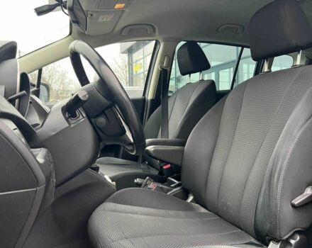 Серый Мазда 5, объемом двигателя 1.6 л и пробегом 266 тыс. км за 8800 $, фото 10 на Automoto.ua