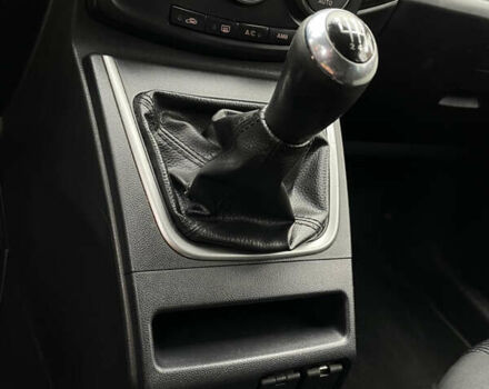 Серый Мазда 5, объемом двигателя 1.6 л и пробегом 187 тыс. км за 8000 $, фото 16 на Automoto.ua