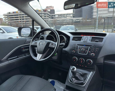 Сірий Мазда 5, об'ємом двигуна 2 л та пробігом 181 тис. км за 11000 $, фото 30 на Automoto.ua