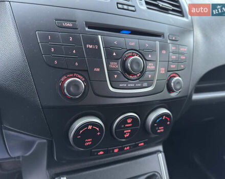 Сірий Мазда 5, об'ємом двигуна 2 л та пробігом 181 тис. км за 11000 $, фото 36 на Automoto.ua