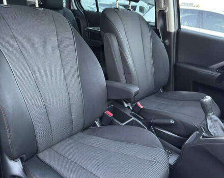 Сірий Мазда 5, об'ємом двигуна 2 л та пробігом 181 тис. км за 11000 $, фото 28 на Automoto.ua