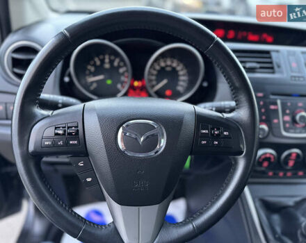 Сірий Мазда 5, об'ємом двигуна 2 л та пробігом 181 тис. км за 11000 $, фото 32 на Automoto.ua