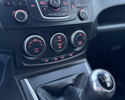 Сірий Мазда 5, об'ємом двигуна 2 л та пробігом 181 тис. км за 11000 $, фото 33 на Automoto.ua