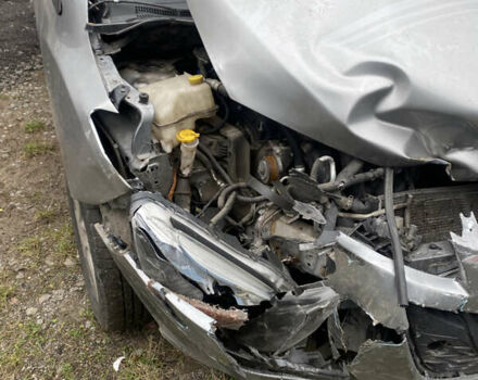 Серый Мазда 5, объемом двигателя 2.49 л и пробегом 113 тыс. км за 3499 $, фото 5 на Automoto.ua