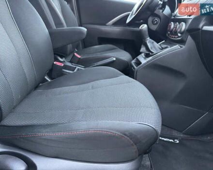 Сірий Мазда 5, об'ємом двигуна 2 л та пробігом 181 тис. км за 11000 $, фото 27 на Automoto.ua