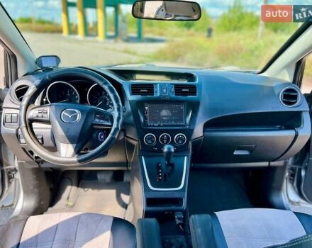 Серый Мазда 5, объемом двигателя 2.5 л и пробегом 350 тыс. км за 7000 $, фото 15 на Automoto.ua