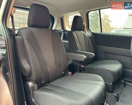 Серый Мазда 5, объемом двигателя 2.5 л и пробегом 42 тыс. км за 15990 $, фото 37 на Automoto.ua