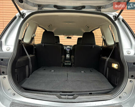 Сірий Мазда 5, об'ємом двигуна 2.5 л та пробігом 42 тис. км за 13990 $, фото 38 на Automoto.ua