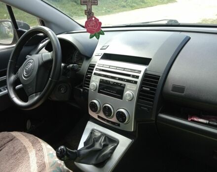 Серый Мазда 5, объемом двигателя 2 л и пробегом 200 тыс. км за 4700 $, фото 4 на Automoto.ua