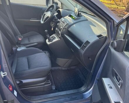 Сірий Мазда 5, об'ємом двигуна 2 л та пробігом 300 тис. км за 3500 $, фото 13 на Automoto.ua