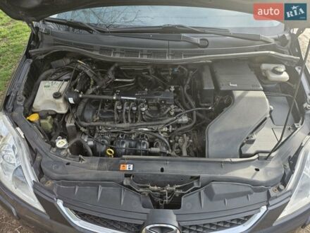 Серый Мазда 5, объемом двигателя 2 л и пробегом 279 тыс. км за 5900 $, фото 1 на Automoto.ua