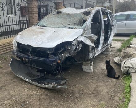 Серый Мазда 5, объемом двигателя 1.8 л и пробегом 3 тыс. км за 1100 $, фото 1 на Automoto.ua