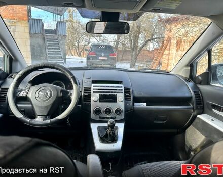Серый Мазда 5, объемом двигателя 2 л и пробегом 240 тыс. км за 4600 $, фото 1 на Automoto.ua
