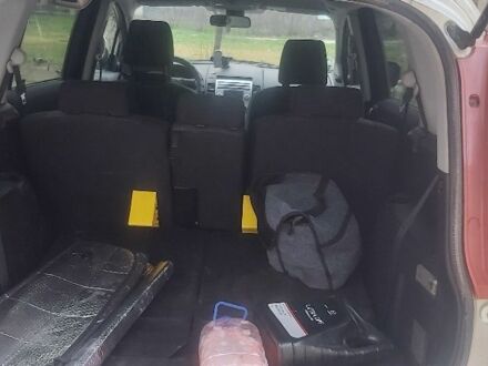 Сірий Мазда 5, об'ємом двигуна 2 л та пробігом 297 тис. км за 2500 $, фото 1 на Automoto.ua