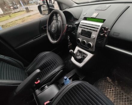 Серый Мазда 5, объемом двигателя 2 л и пробегом 249 тыс. км за 5500 $, фото 1 на Automoto.ua