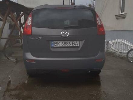 Серый Мазда 5, объемом двигателя 2 л и пробегом 330 тыс. км за 5000 $, фото 1 на Automoto.ua