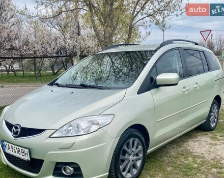 Серый Мазда 5, объемом двигателя 2 л и пробегом 247 тыс. км за 6700 $, фото 1 на Automoto.ua