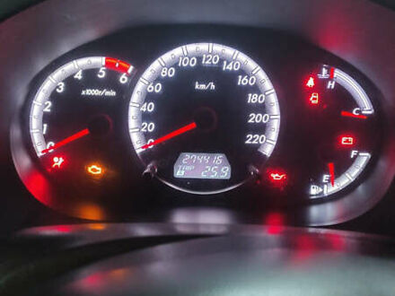 Серый Мазда 5, объемом двигателя 2 л и пробегом 282 тыс. км за 6100 $, фото 1 на Automoto.ua