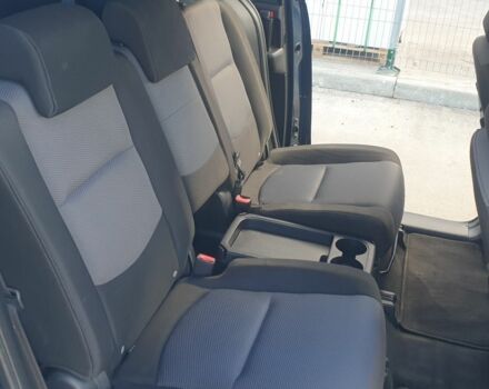 Синий Мазда 5, объемом двигателя 1.8 л и пробегом 208 тыс. км за 4200 $, фото 2 на Automoto.ua