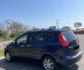 Синий Мазда 5, объемом двигателя 2 л и пробегом 199 тыс. км за 4800 $, фото 2 на Automoto.ua