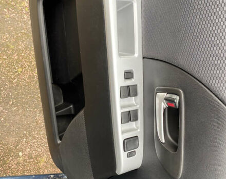 Мазда 5 2006 в Овруче на Automoto.ua Синий Мазда 5, объемом двигателя 2 л и пробегом 260 тыс. км за 3700 $, фото 15 на Automoto.ua