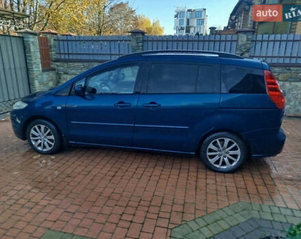 Синий Мазда 5, объемом двигателя 2 л и пробегом 260 тыс. км за 5000 $, фото 3 на Automoto.ua