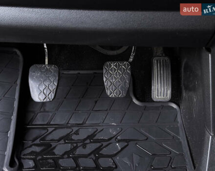 Синій Мазда 5, об'ємом двигуна 2 л та пробігом 267 тис. км за 3850 $, фото 38 на Automoto.ua