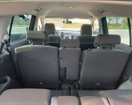 Синій Мазда 5, об'ємом двигуна 1.8 л та пробігом 200 тис. км за 2554 $, фото 4 на Automoto.ua