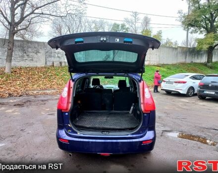 Синий Мазда 5, объемом двигателя 1.8 л и пробегом 300 тыс. км за 5400 $, фото 2 на Automoto.ua