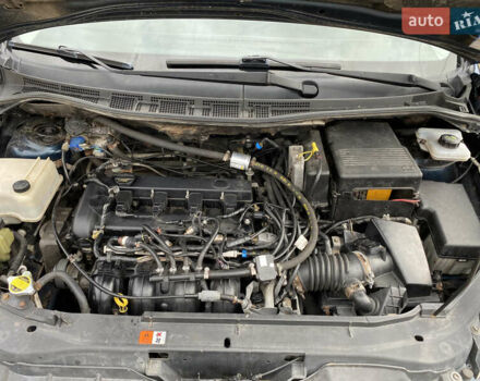 Мазда 5 2006 в Овруче на Automoto.ua Синий Мазда 5, объемом двигателя 2 л и пробегом 260 тыс. км за 3700 $, фото 14 на Automoto.ua