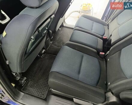 Синий Мазда 5, объемом двигателя 2 л и пробегом 207 тыс. км за 7200 $, фото 38 на Automoto.ua