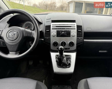 Синій Мазда 5, об'ємом двигуна 2 л та пробігом 185 тис. км за 4200 $, фото 17 на Automoto.ua