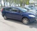 Синий Мазда 5, объемом двигателя 1.8 л и пробегом 194 тыс. км за 5600 $, фото 2 на Automoto.ua