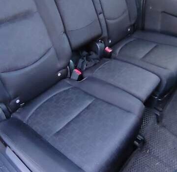 Синий Мазда 5, объемом двигателя 2 л и пробегом 322 тыс. км за 5700 $, фото 1 на Automoto.ua