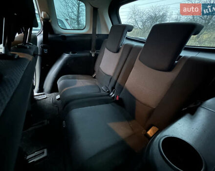 Синий Мазда 5, объемом двигателя 2 л и пробегом 320 тыс. км за 2350 $, фото 13 на Automoto.ua