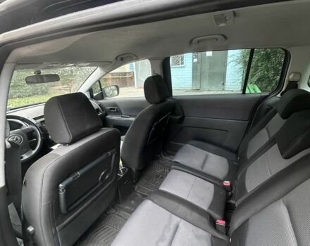 Синий Мазда 5, объемом двигателя 1.8 л и пробегом 333 тыс. км за 3515 $, фото 7 на Automoto.ua