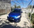 Синий Мазда 5, объемом двигателя 2 л и пробегом 300 тыс. км за 5900 $, фото 1 на Automoto.ua