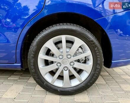 Синий Мазда 5, объемом двигателя 2 л и пробегом 285 тыс. км за 5999 $, фото 30 на Automoto.ua