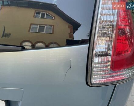 Синий Мазда 5, объемом двигателя 2 л и пробегом 243 тыс. км за 6000 $, фото 9 на Automoto.ua